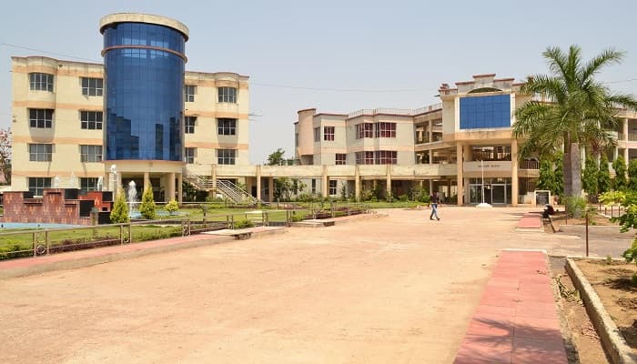 Chhattisgarh Dental College and Research Institute Rajnandgaon campus photo 10